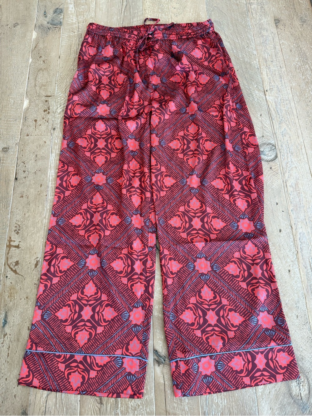 Wide Leg Printed Pants - Red Floral Pattern
